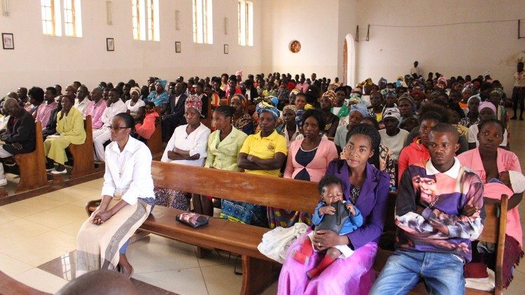 The Catholic faithful in Angola