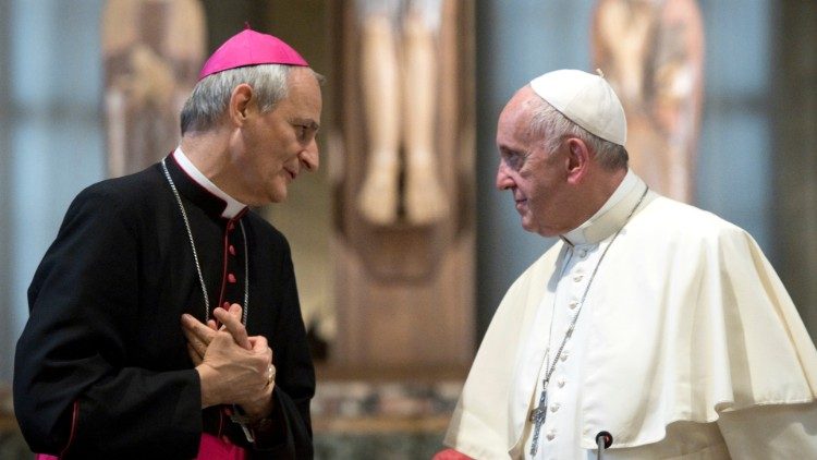 L'arcivescovo Matteo Zuppi con Papa Francesco