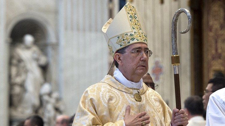 Kardinolas Miguel Angel Ayuso Guixot