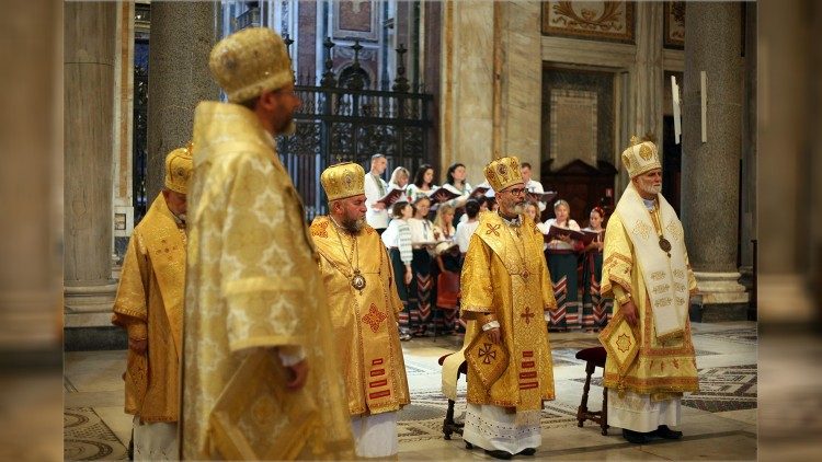 Божественная литургия византийско-украинского обряда в базилике Санта-Мария-Маджоре