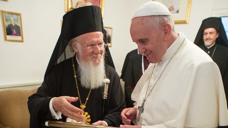 Il Patriarca ecumenico di Costantinopoli Bartolomeo durante un incontro con il Papa in Vaticano