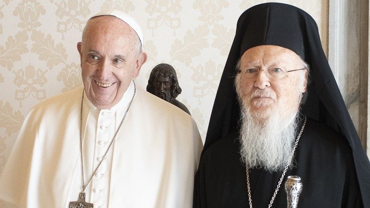 Bartholomaios mit dem Papst