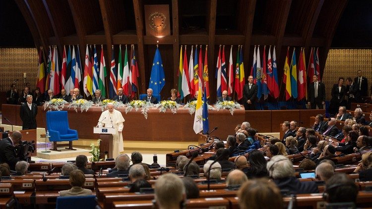 2014.11.25 Papa Francesco in visita a Strasburgo, al Consiglio d'Europa, Unione Europea