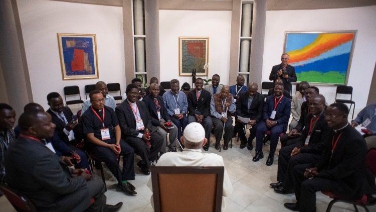 Pope Francis meets Jesuits in Mozambique