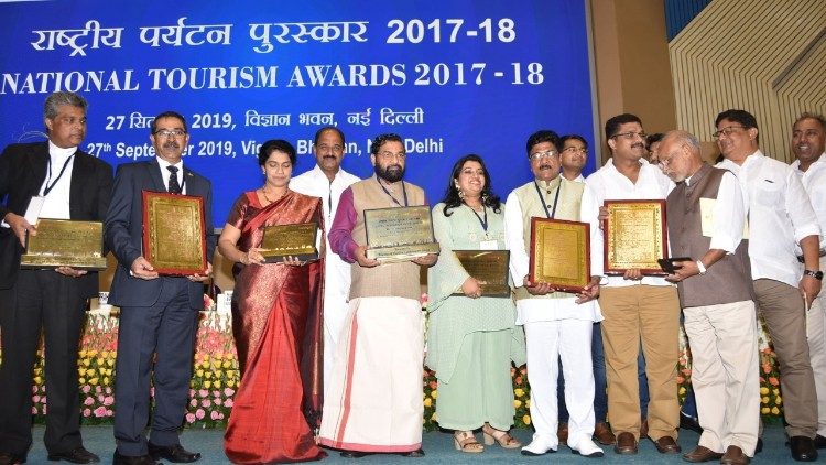 India's National Tourism Award winners, 2017-2018.  Fr. Tomy Joseph (extreme left).