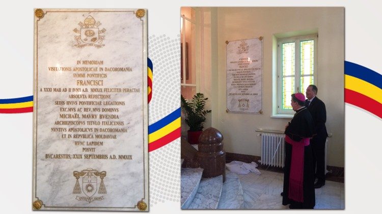 2019.10.01 Targa commemorativa Papa in Romania