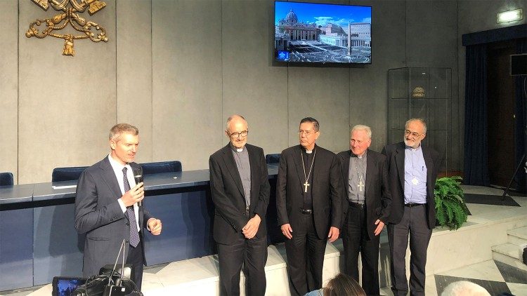 Incontro cardinali designati Sala Stampa Vaticana