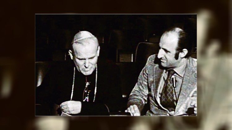 Kardinal Wojtyla 1974 bei einem Interview
