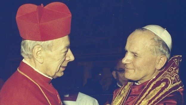 聖ヨハネ・パウロ2世とステファン・ヴィシンスキー枢機卿