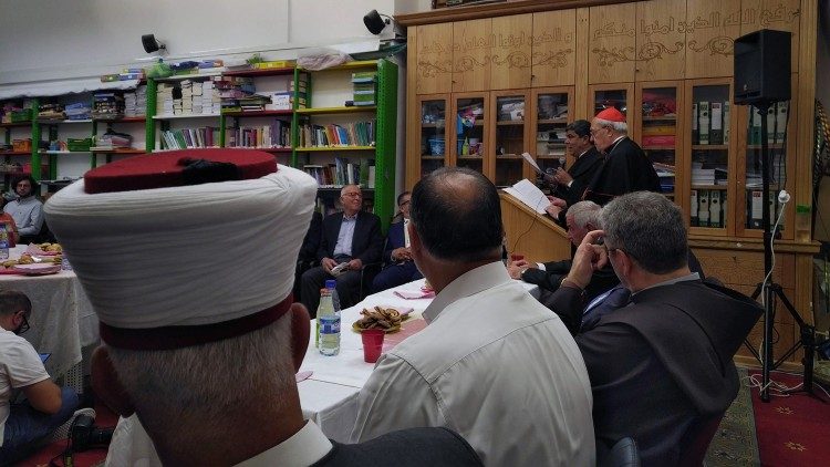 Виступ кардинала Сандрі в бібліотеці мечеті Аль-Акса