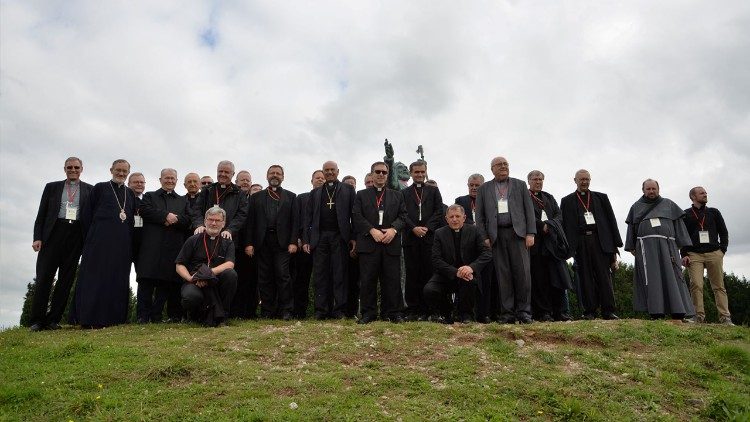 Членовете на Съвета на европейските епископски конференции на срещата в Сантяго де Компостела, 2019.10.07