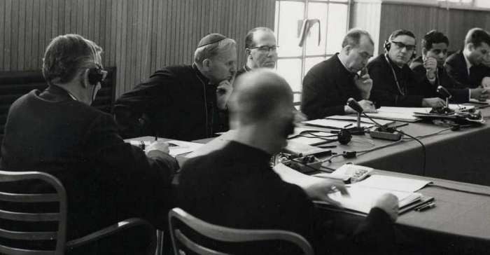 III Sinodo asamblėjos relatorius kardinolas Karolis Wojtyla 1974 m