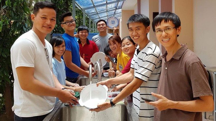 2019.10.11 JESCOM - Laboratorio di educazione ai media per giovani cattolici in Vietnam