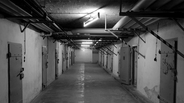 Le terribili prigioni della Stasi, la polizia segreta della DDR, dove gli oppositori erano sottoposti ad atroci torture, foto di Livio Senigalliesi
