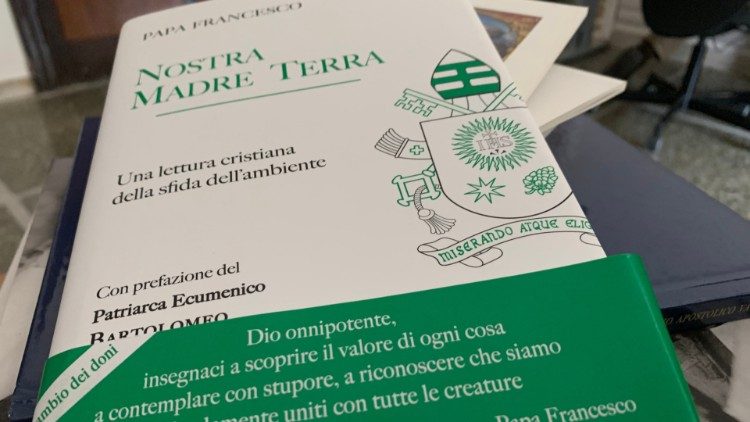 Nostra Madre Terra LEV new volume of Pope Francis 