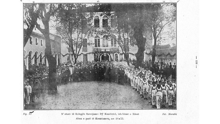 Më 17 tetor 1877 hapi dyert Kolegja Saveriane në Shkodër
