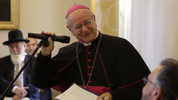 Mons. Vincenzo Paglia, predseda Pápežskej akadémie pre život