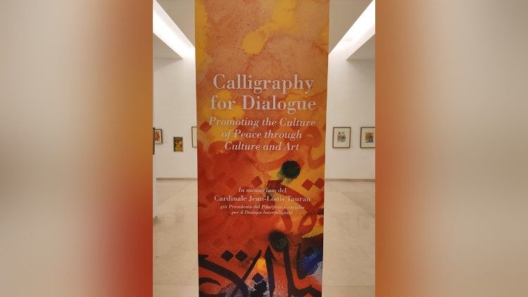 Ekspozita “Kaligrafia për dialogun: promovimi i kulturës së paqes përmes kulturës dhe artit”