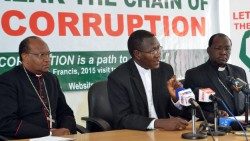 Kenyan-Bishops-prayer-against-corruptionAEM.jpg