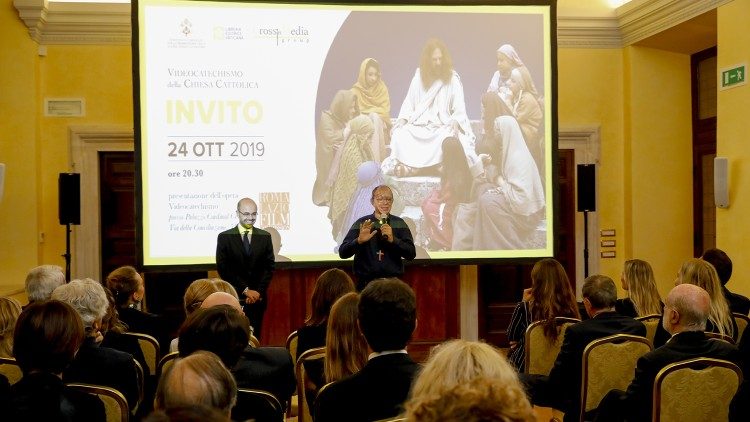 Monsignor Giovenale introduce la visione de "Il Creato" a Palazzo Cesi
