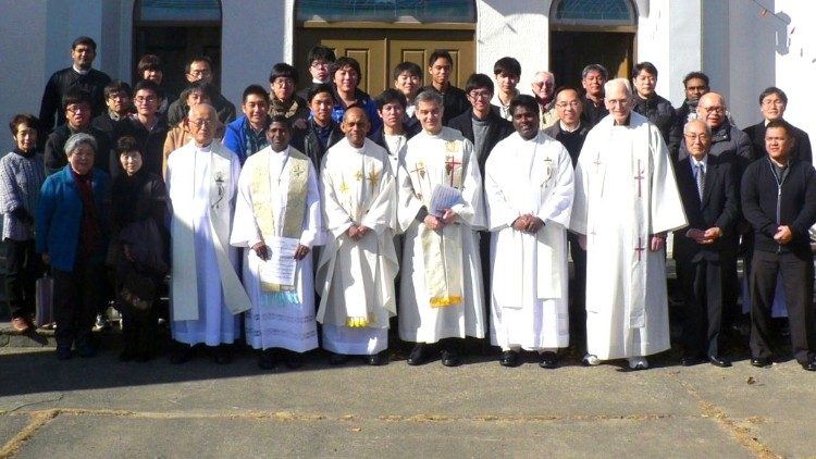 Oblate Fathers and young people in Japan