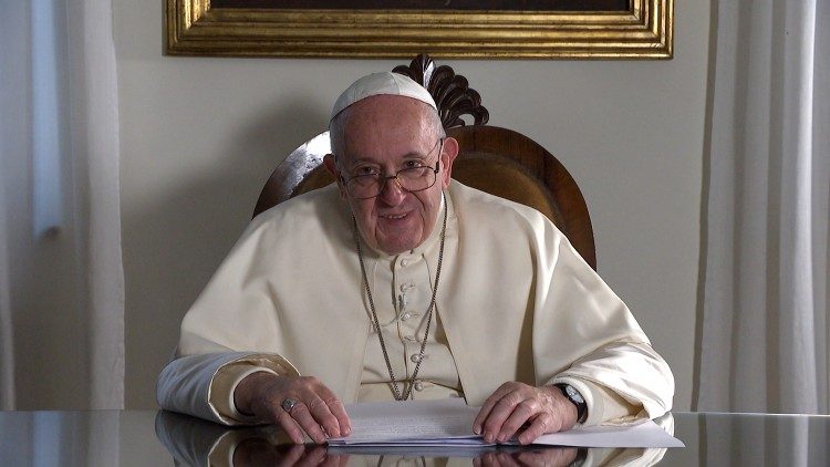 البابا لشباب فيتنام: لا تخافوا من أن تضيئوا بجمال هويتكم الكاثوليكية
