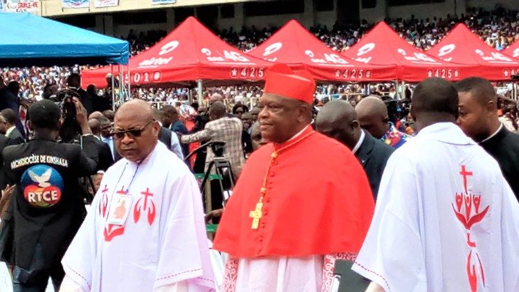 Kinshasa Cardinal, Fridolin Ambongo Besungu  (centre)
