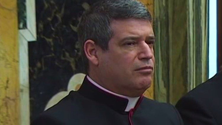 Monseñor Fabián Pedacchio secretario Papa Francisco