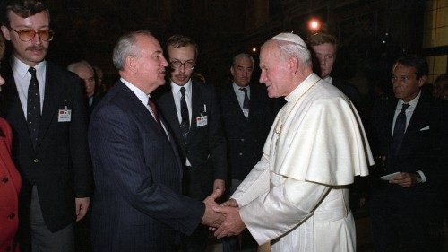 Памяти М. Горбачёва: советский президент в Ватикане