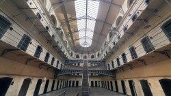 jail-1817900.jpg