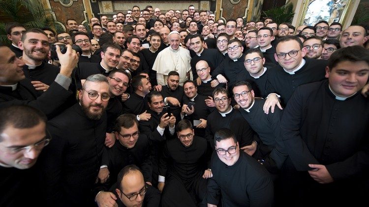 file foto  - Pope Francis with priests of Rome Diocese