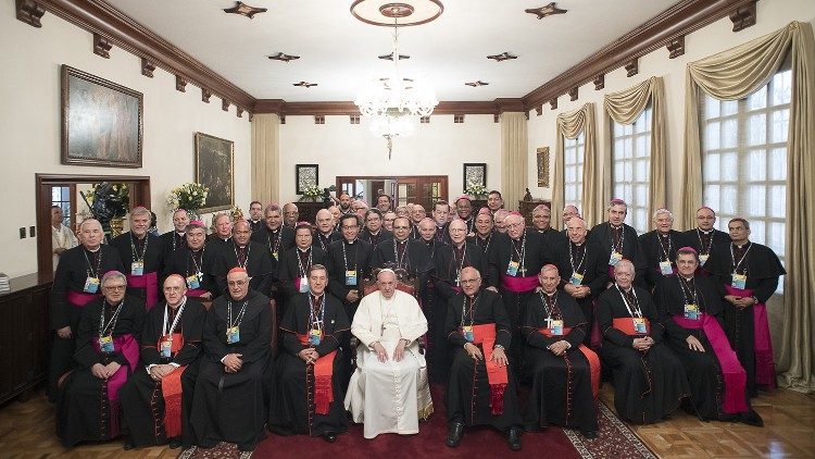 Ferenc pápa Kolumbiában találkozott a Celam tagjaival, 2017.