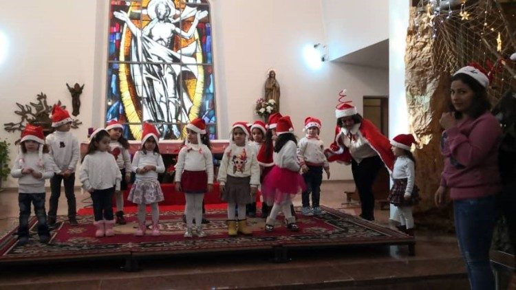 Weihnachtsvorbereitungen in Damaskus: in der Pfarrei des hl. Paulus wird für die Kinder ein Fest veranstaltet 