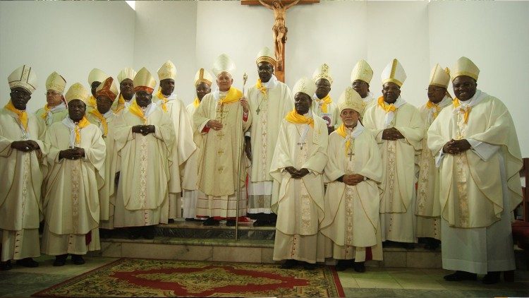 2019.12.19 Angola - Vescovi della CEAST - Conferenza Episcopale Angolana