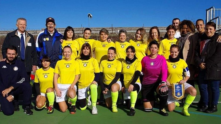 La squadra femminile di calcio del Vaticano 