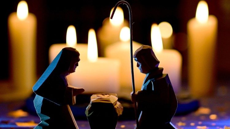 Le Messe "Rorate" si svolgono spesso a lume di candela in attesa dell'alba