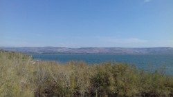 Lago-di-Tiberiade-da-Cafarnao.jpg