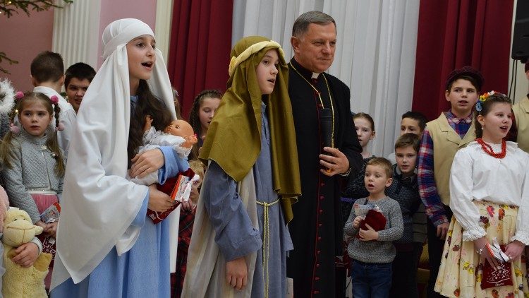 Ukraina: lwowskie kolędowanie u arcybiskupa 