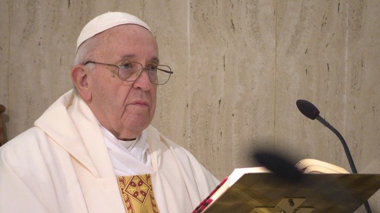 قداسة البابا فرنسيس يترأس القداس الإلهي في كابلة بيت القديسة مرتا 7 كانون الثاني يناير 2020