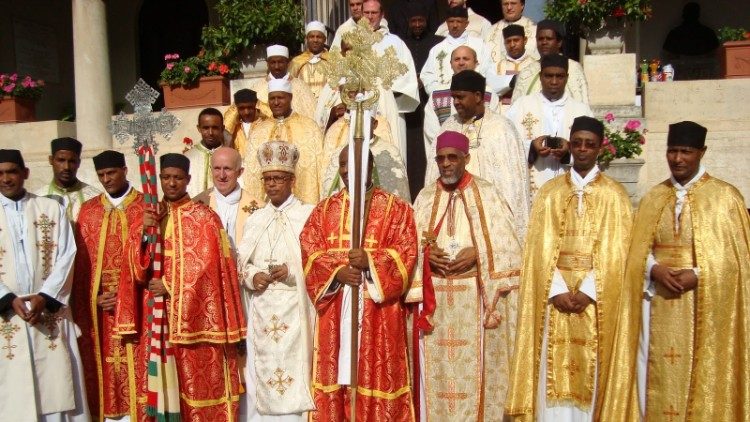 2020.01.10 studenti del collegio e vescovo nel collegio etiopico