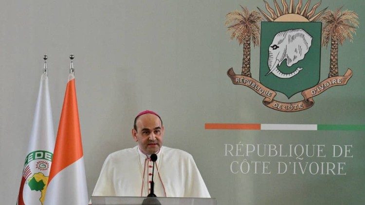 Von der Elfenbeinküste in den Libanon - Erzbischof Paolo Borgia 