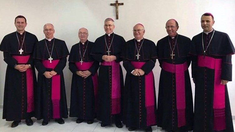  Ipeshkvijve katolikë të Shqipërisë