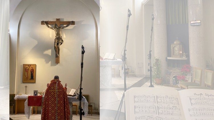 Ռատիովատիկանի Աւետման նուիրուած մատրան մէջ  հայածէս Սուրբ Պատարագ