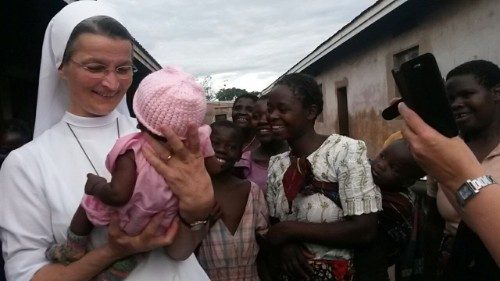 Von Rom nach Malawi: Eine deutsche Ordensfrau erzählt