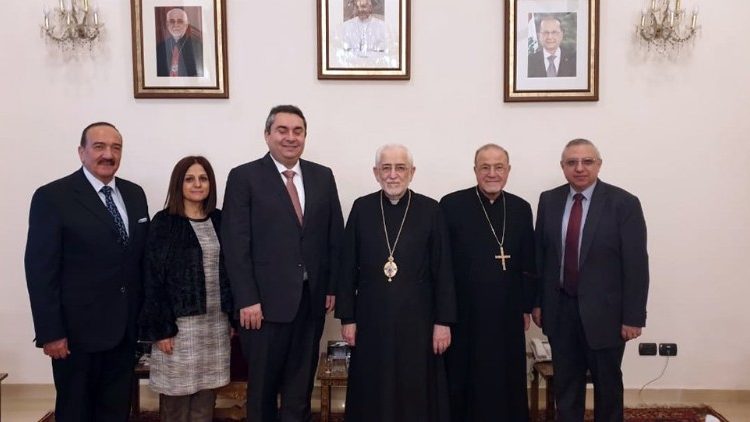 2020.01.21 Visita dellegazione HMEM al Patriarca Krikor Bedros XX