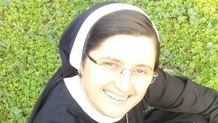  Motër Majlinda Topalli, rregulltare e Motrave Apostulle të Zemrës së Krishtit