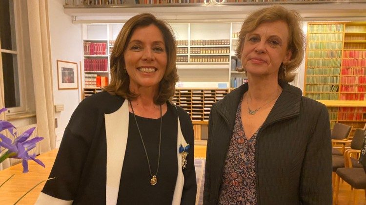 Barbara Jatta, directrice des Musées du Vatican, et Cecilia Björner, ambassadrice de Suède près le Saint-Siège, le 30 janvier 2020. 