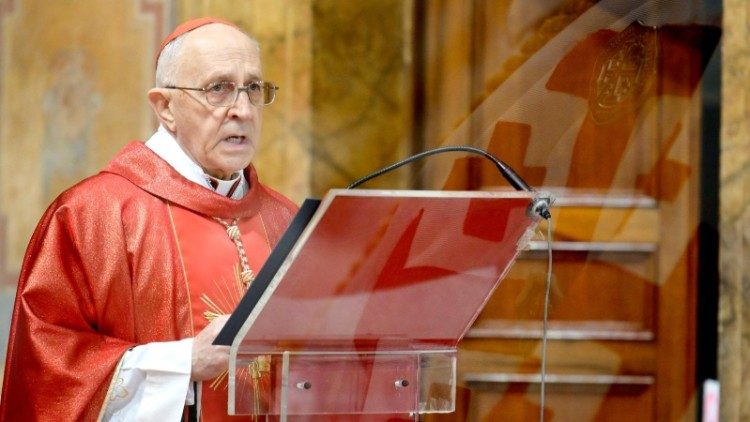 Il cardinale Fernando Filoni alla Messa celebrata per l'Ordine del Santo Sepolcro 