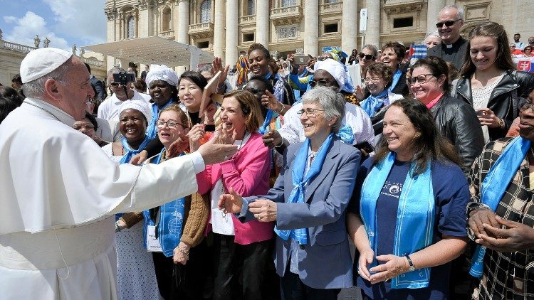 Papa Franjo s članicama Svjetske unije katoličkih ženskih organizacija 