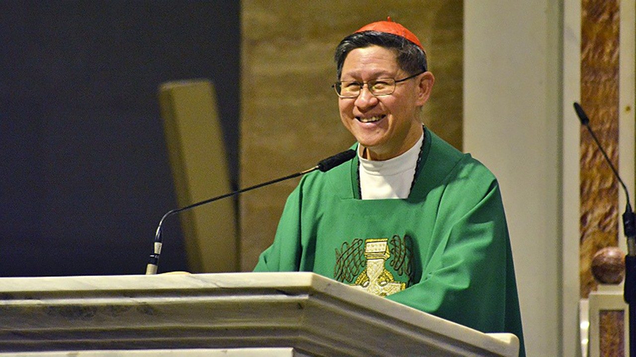 Cardinal Tagle leaves Philippines to take up Vatican post - Vatican News